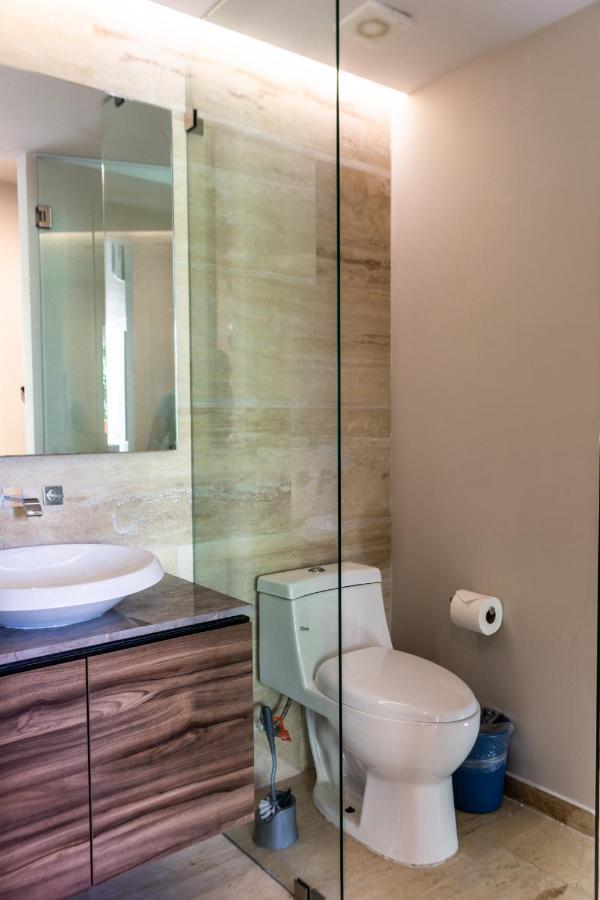 Big Studio At Kaab By The Beach With Roof Top Pool, Sauna And Jacuzzi Near Paseo Del Carmen Mall Playa del Carmen Exterior foto